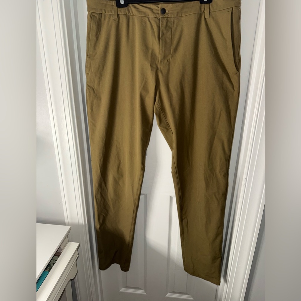 Men's Lululemon Athletic Tan Pants